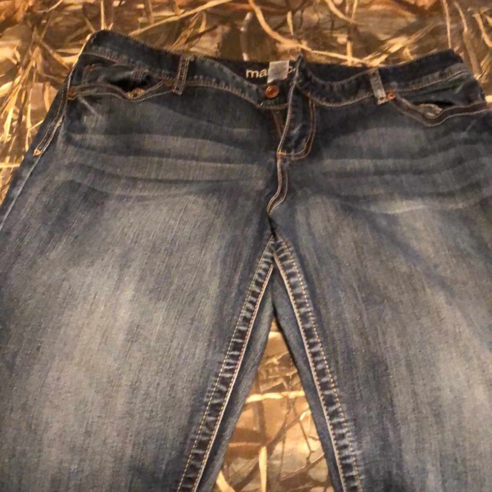 Ladies EUC Jeans